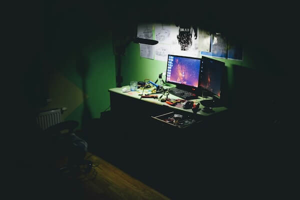 ordinateurs dans chambre